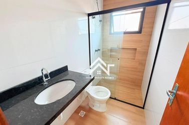 Casa &agrave; venda - 102m&sup2; - Nova Cerejeiras