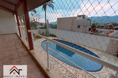 Casa &agrave; venda - 321m&sup2; - Jardim Jaragu&aacute;