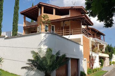 Casa &agrave; venda - 377m&sup2; - Jardim das Flores