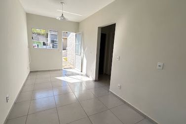 Casa para alugar - 50m&sup2; - Belvedere