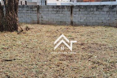 Terreno &agrave; venda - 250m&sup2; - Jardim Maristela