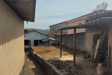 Casa &agrave; venda - centro