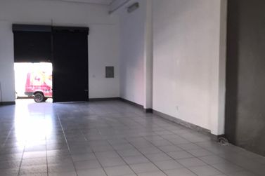 Sal&atilde;o Comercial para alugar - ALVIN&Oacute;POLIS