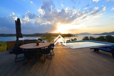 Casa &agrave; venda - 1100m&sup2; - Cachoeira Abaixo