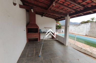 Casa &agrave; venda - 180m&sup2; - Vila Petr&oacute;polis