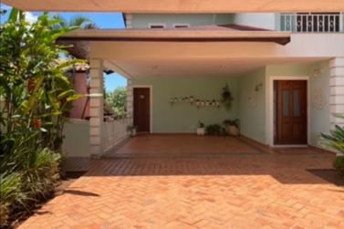 Casa para alugar - 375m&sup2; - Condominio Palavra da Vida
