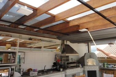 Casa &agrave; venda - 800m&sup2; - Condom&iacute;nio Porto Atibaia