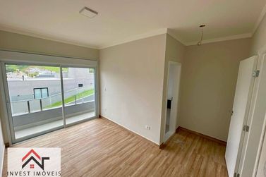 Casa &agrave; venda - 270m&sup2; - Condom&iacute;nio Vale das &Aacute;guas
