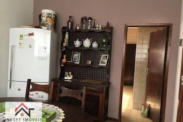 Casa &agrave; venda - 270m&sup2; - Centro