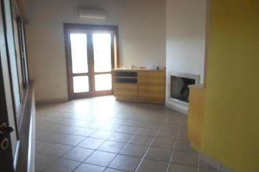 Casa &agrave; venda - 606m&sup2; - NOVA GARD&Ecirc;NIA
