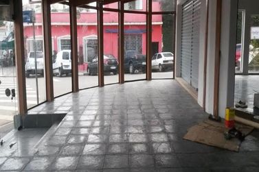 Sala Comercial para alugar - 80m&sup2; - Estancia Lynce