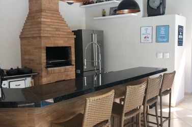 Casa &agrave; venda - 450m&sup2; - Rio Abaixo