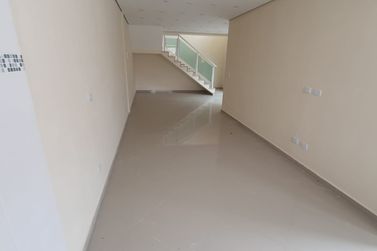 Casa &agrave; venda - LOANDA
