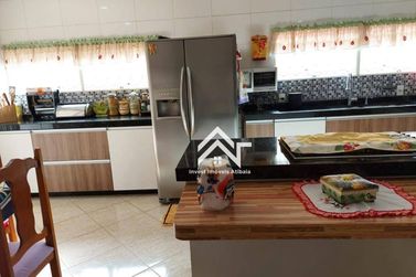 Casa &agrave; venda - 400m&sup2; - Vila Giglio
