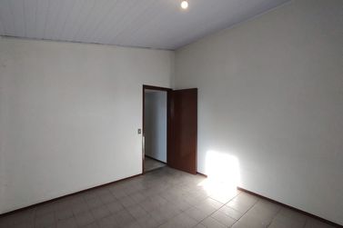Casa &agrave; venda - 280m&sup2; - Jardim Imperial