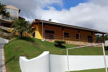 Casa para alugar - 183m&sup2; - Vila Petr&oacute;polis