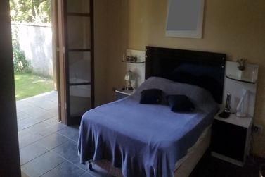 Ch&aacute;cara &agrave; venda - 374m&sup2; - Jardim Suely