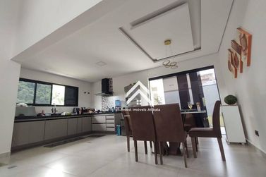 Casa &agrave; venda - 175m&sup2; - Condominio Quintas da Boa Vista