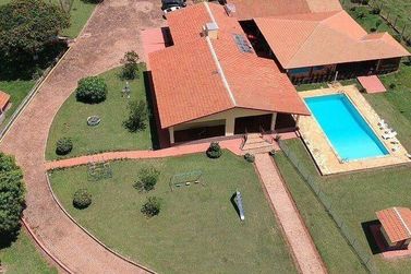 Casa &agrave; venda - 950m&sup2; - Tanque