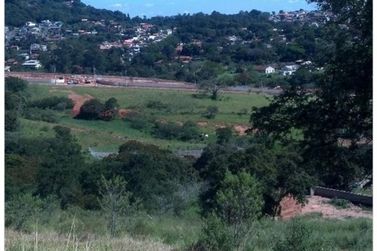 Terreno &agrave; venda - 1280m&sup2; - Parque Arco Iris