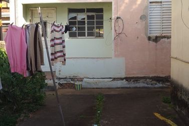 Casa &agrave; venda - CENTRO