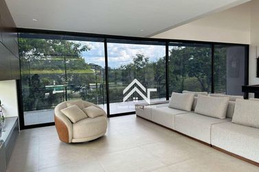 Casa &agrave; venda - 730m&sup2; - Condominio Porto Atibaia