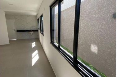Casa para alugar - 105m&sup2; - Vila Petr&oacute;polis