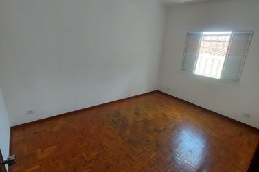 Casa para alugar - 70m&sup2; - JARDIM DAS CEREJEIRAS