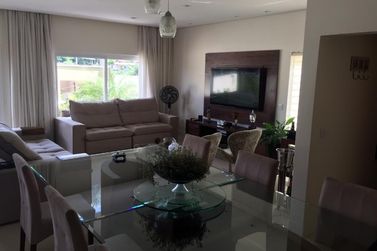 Casa &agrave; venda - 265m&sup2; - Jd das Flores