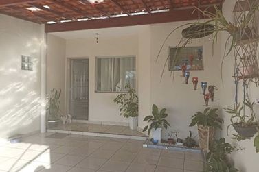 Casa &agrave; venda - 76m&sup2; - Jardim Colonial