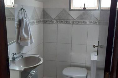 Casa &agrave; venda - 256m&sup2; - Jardim do Lago