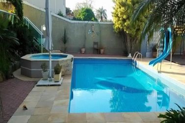 Casa &agrave; venda - 899m&sup2; - Jardim Paulista