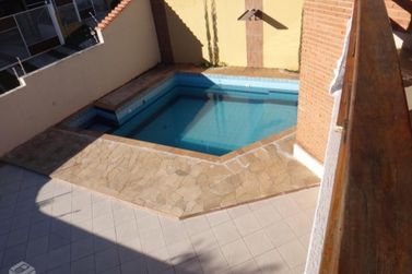 Casa &agrave; venda - 220m&sup2; - Jardim das Flores