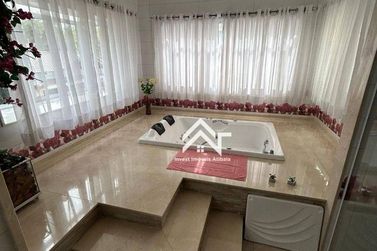 Casa &agrave; venda - 450m&sup2; - Condom&iacute;nio Shambala I