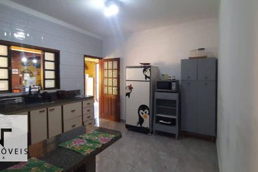 Ch&aacute;cara &agrave; venda - 700m&sup2; - Terra Preta