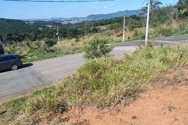 Terreno &agrave; venda - 450m&sup2; - Atibaia Belvedere