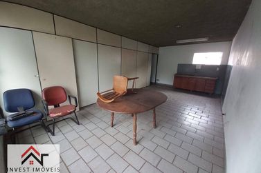 Sal&atilde;o Comercial para alugar - 139m&sup2; - Centro