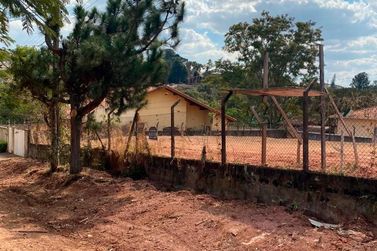Terreno &agrave; venda - 424m&sup2; - RETIRO DAS FONTES
