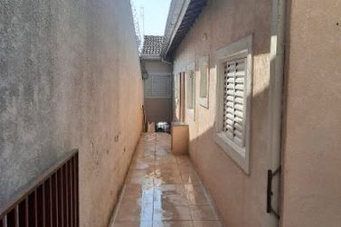 Casa &agrave; venda - 140m&sup2; - Jardim Imperial