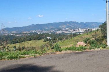 Terreno &agrave; venda - 450m&sup2; - Atibaia Belvedere