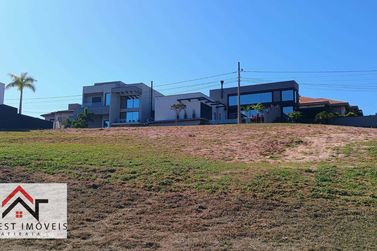 Terreno &agrave; venda - 1600m&sup2; - Condom&iacute;nio Shambala III