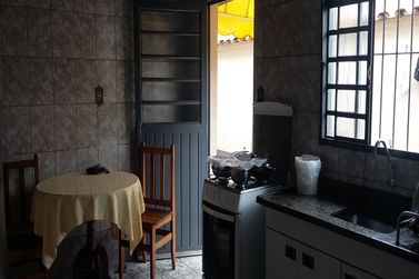 Casa &agrave; venda - 140m&sup2; - Jardim Alvin&oacute;polis