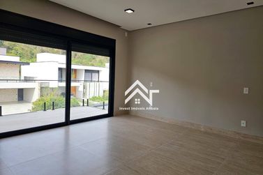 Casa &agrave; venda - 300m&sup2; - Condom&iacute;nio Granville