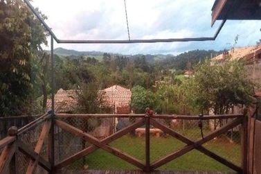 Casa &agrave; venda - 200m&sup2; - Jardim dos Pinheiros
