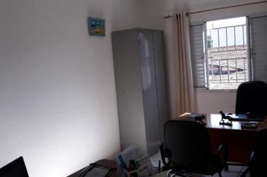 Sobrado &agrave; venda - 150m&sup2; - CENTRO