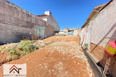 Terreno &agrave; venda - 300m&sup2; - Alvin&oacute;polis