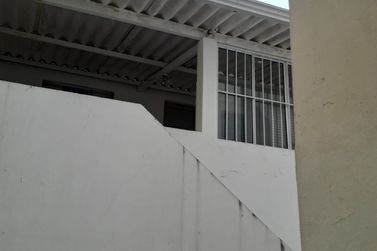 Casa &agrave; venda - 130m&sup2; - CENTRO