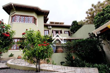 Casa para alugar - 401m&sup2; - Vila Petr&oacute;polis