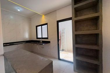 Casa &agrave; venda - 70m&sup2; - Jardim Santo Ant&ocirc;nio