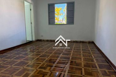 Casa para alugar - 252m&sup2; - Alvin&oacute;polis